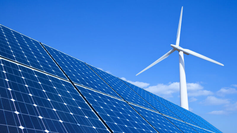 2021投資再生能源股票有”錢”途?